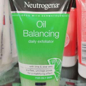 Neutrogena Oil Balancing Daily Exfoliator and Facial Wash