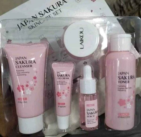 Japan Sakura Skin Care Set